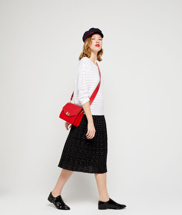 Sac besace effet cuir et daim rouge.