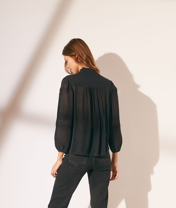 Chemise avec détails en dentelle Chemise avec détails en dentelle