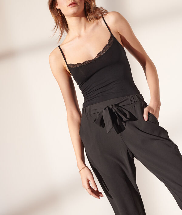 Pantalon carotte à nouer Pantalon carotte à nouer