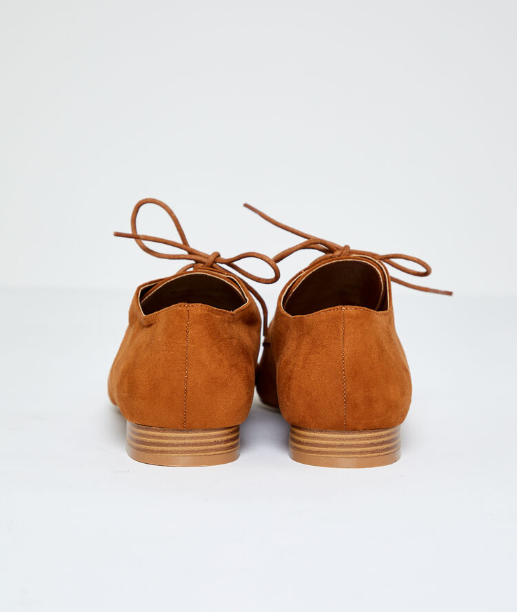 Derbies effet daim camel.