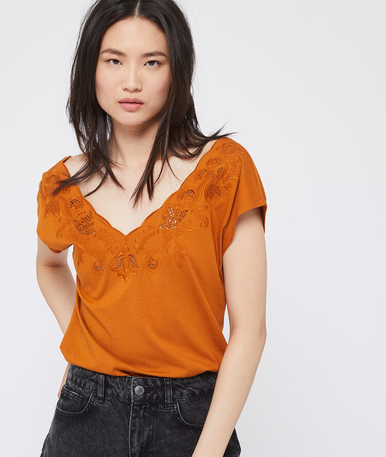 T-shirt décolleté brodé epice.