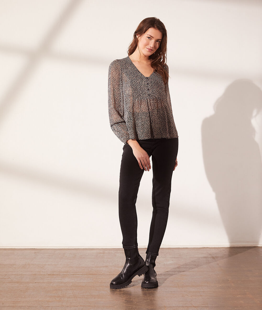Blouse transparente imprimée ecru.