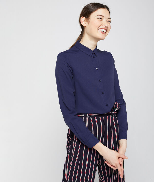 Chemise unie marine.