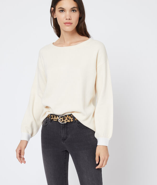 Pull col bateau en maille fine ecru.