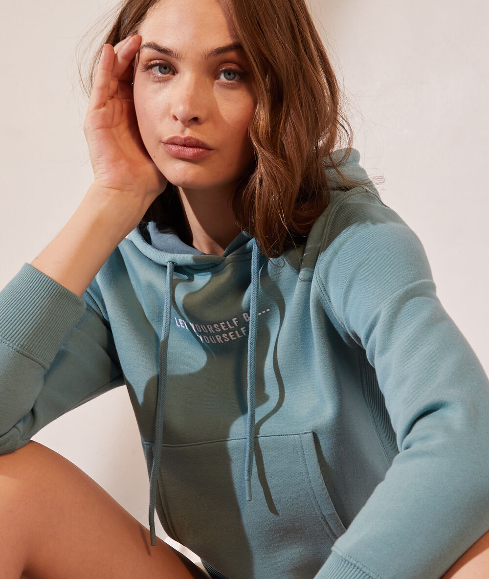 Sweat à capuche "let yourself" celadon.