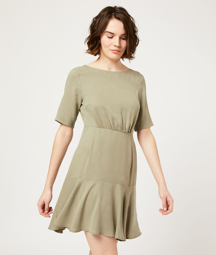 Robe dos décolleté kaki.