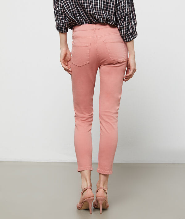 Pantalon slim court en coton bois de rose.