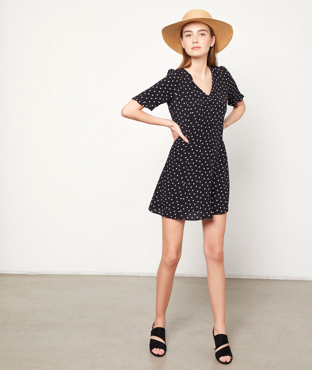 Chapeau en paille camel.