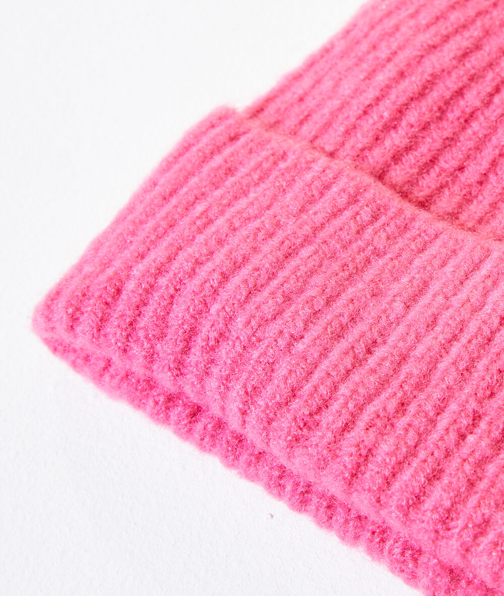 Bonnet en maille camelia.