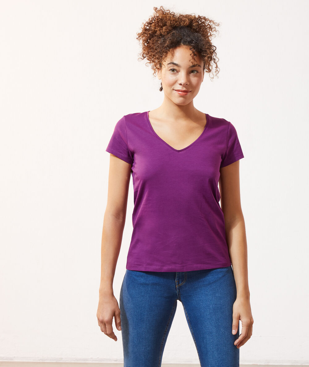 T-shirt col v violine.