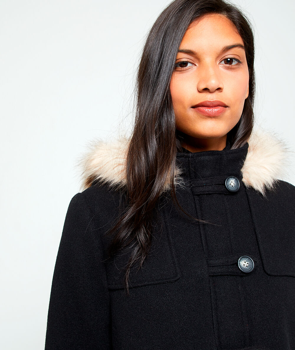 Manteau à capuche fausse fourrure noir.