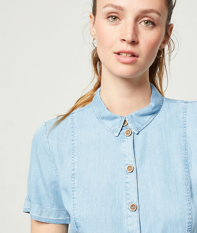 Robe chemise en jean ciel.