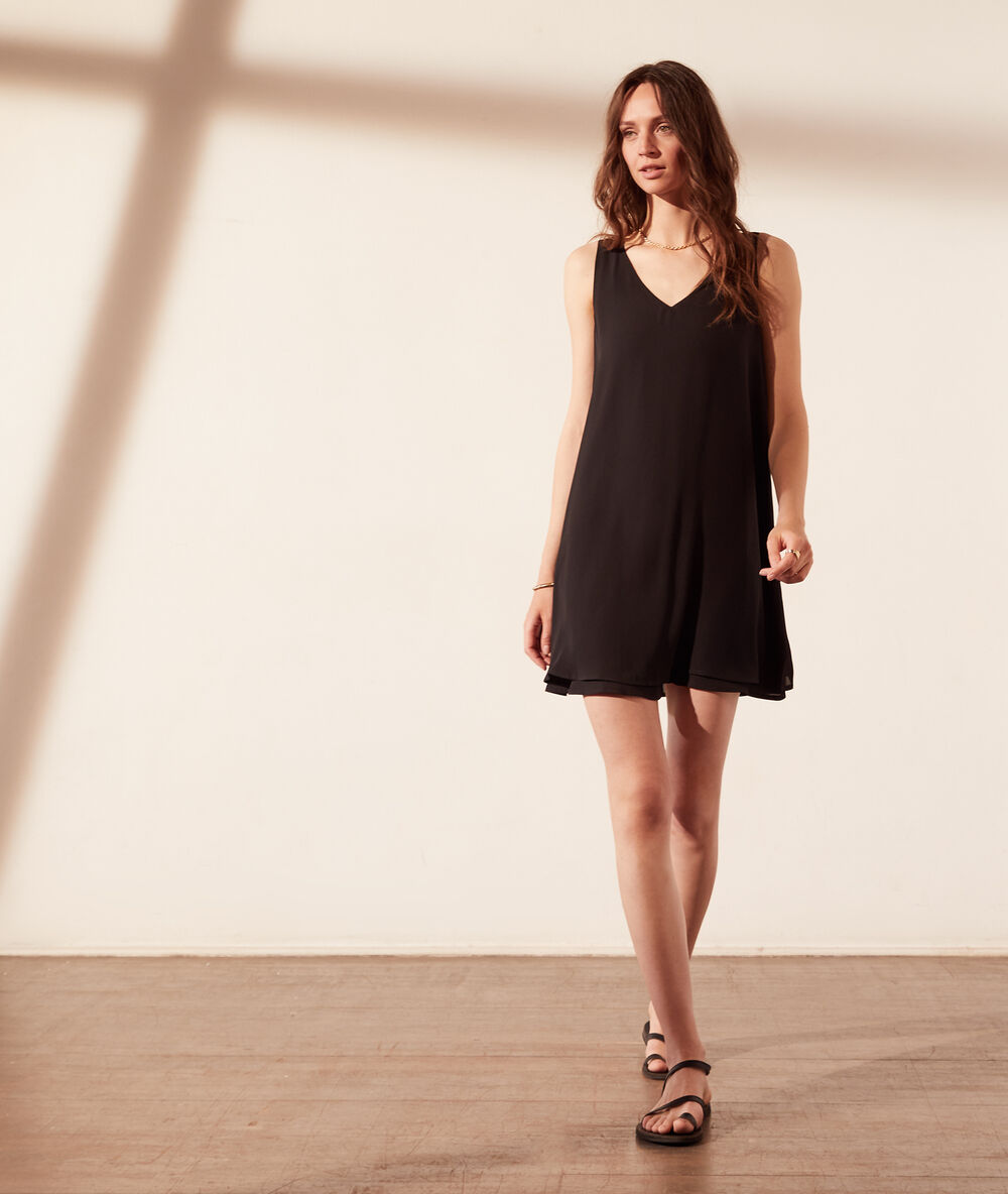 Robe 2 en 1 détail dentelle au dos - brassière intégrée noir.