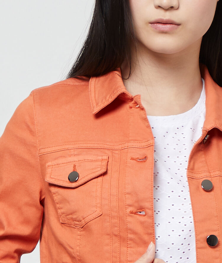Veste en jean tomette.