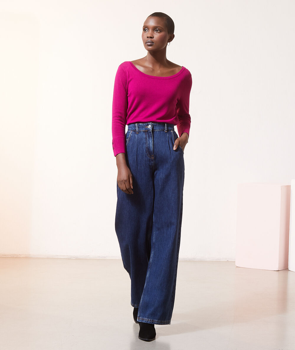 Pull fin dos décolleté framboise.