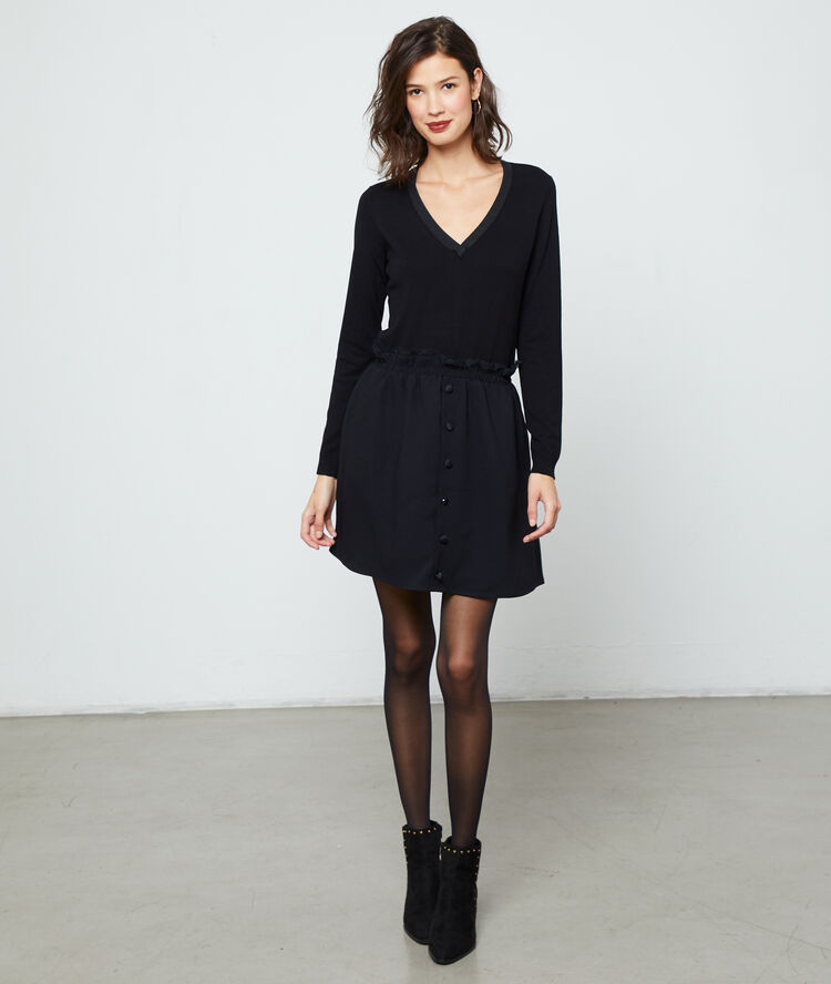 Pull col v en maille fine noir.