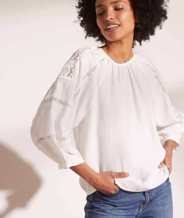 Blouse détails en dentelle Blouse détails en dentelle