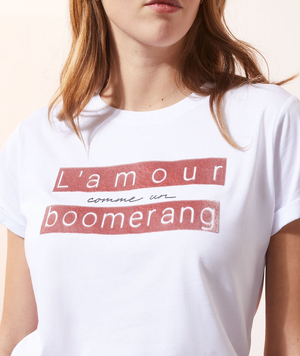 T-shirt "l'amour comme un boomerang" blanc.