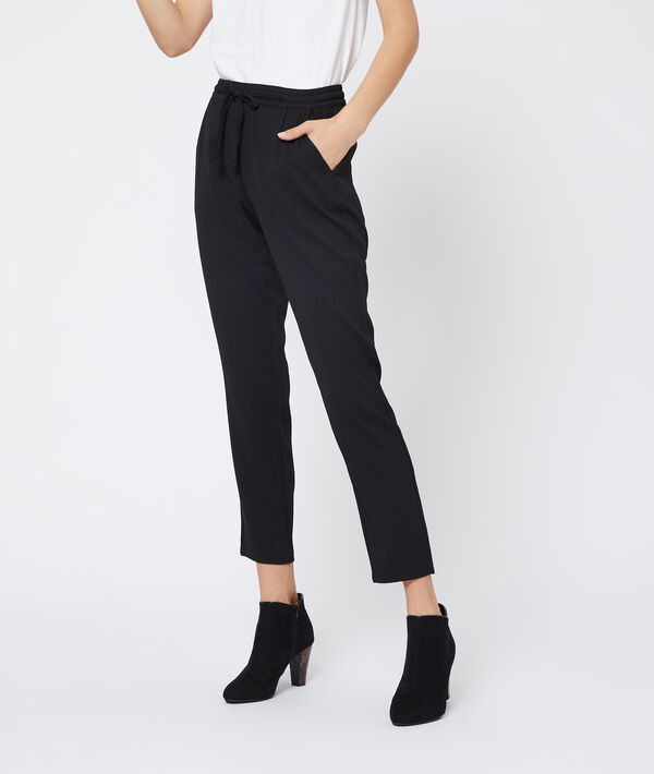 Pantalon carotte ceinturé Pantalon carotte ceinturé