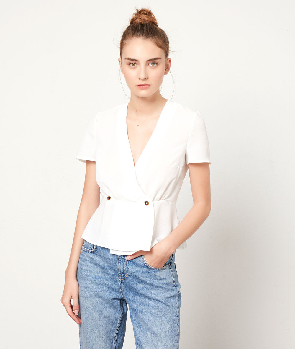 Blouse cache-coeur ecru.