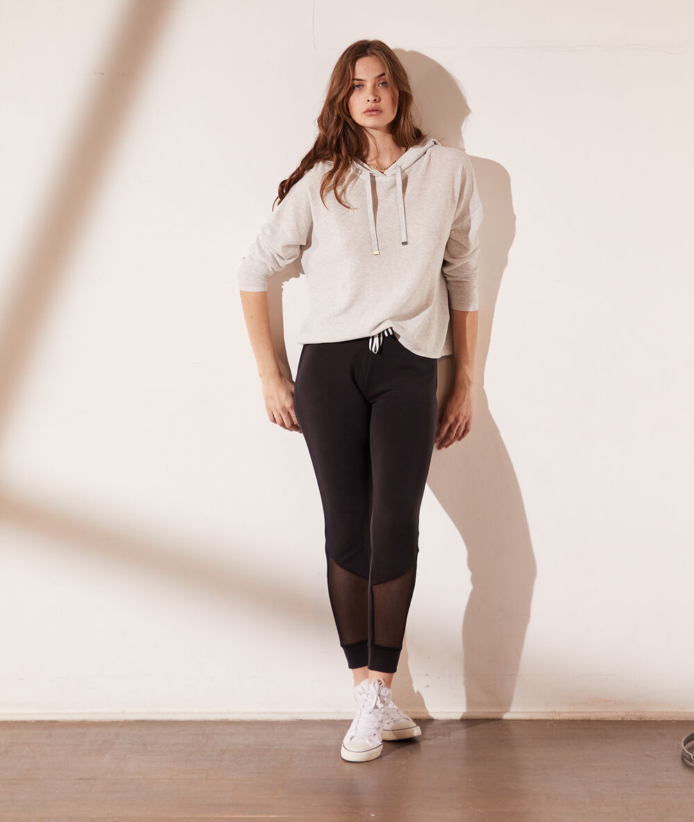 Sweat à capuche en maille éco-responsable gris chine.