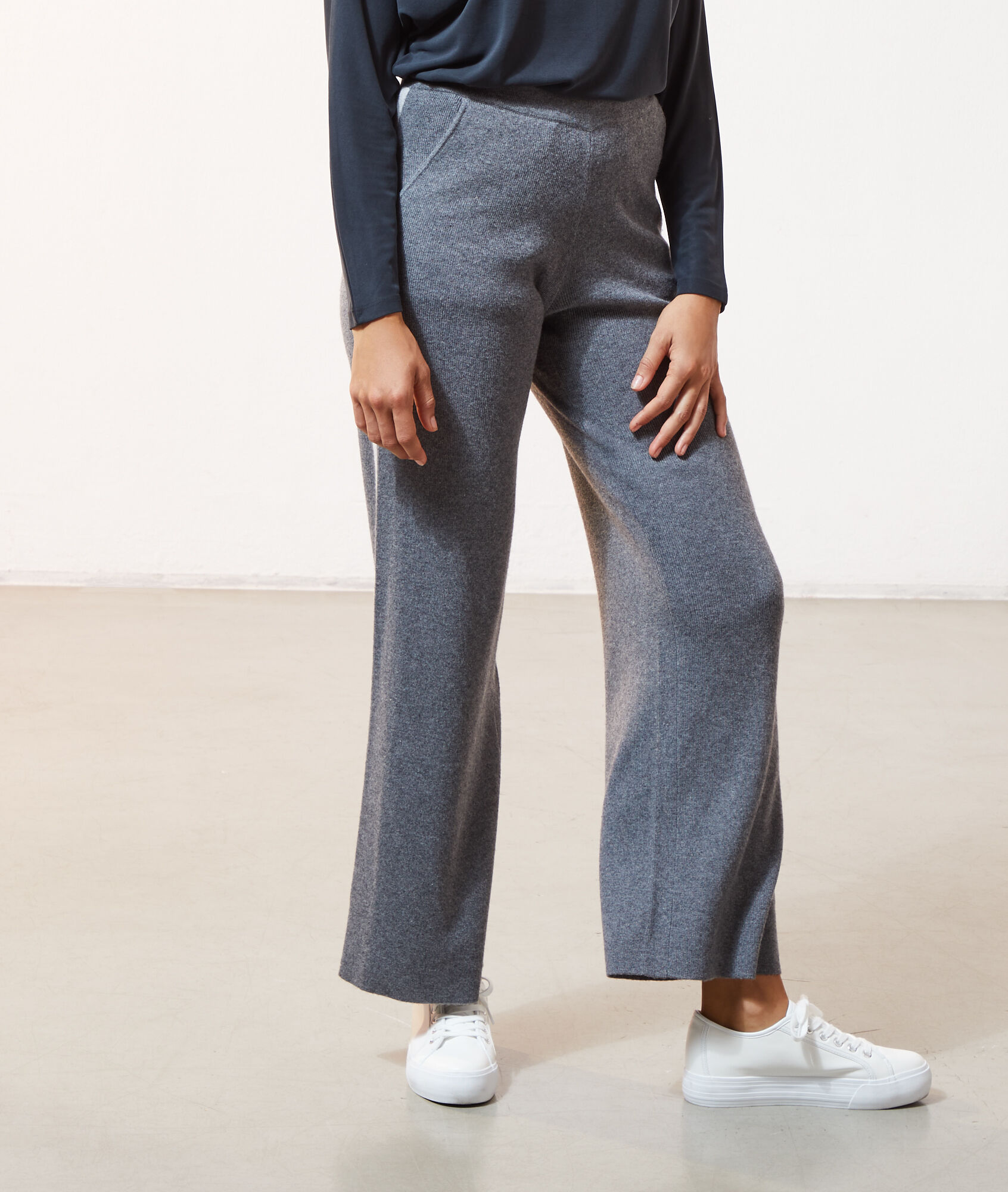 Pantalon maille Clearance