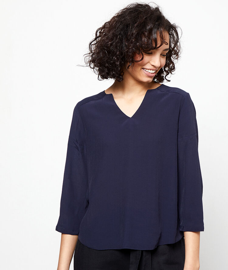 Blouse unie marine.