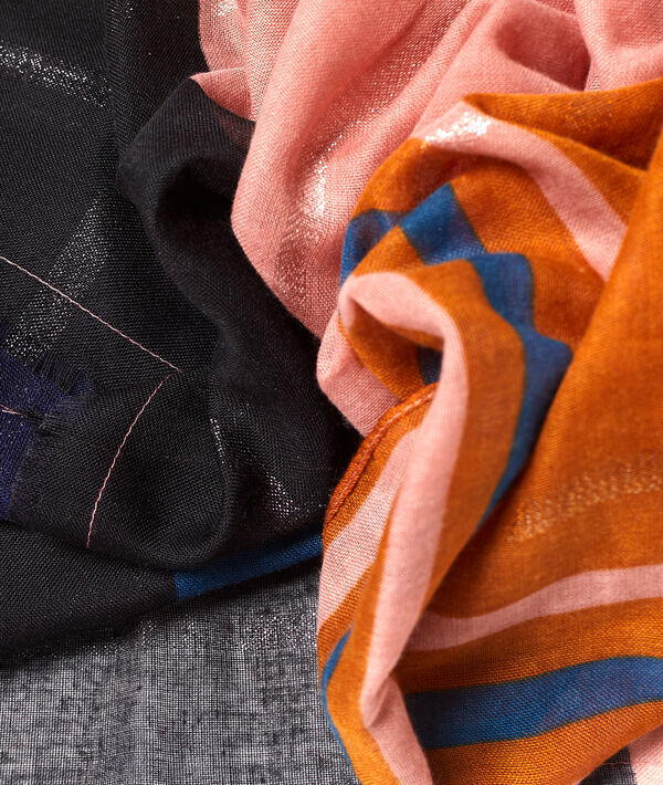 Foulard à fils métallisés Foulard à fils métallisés