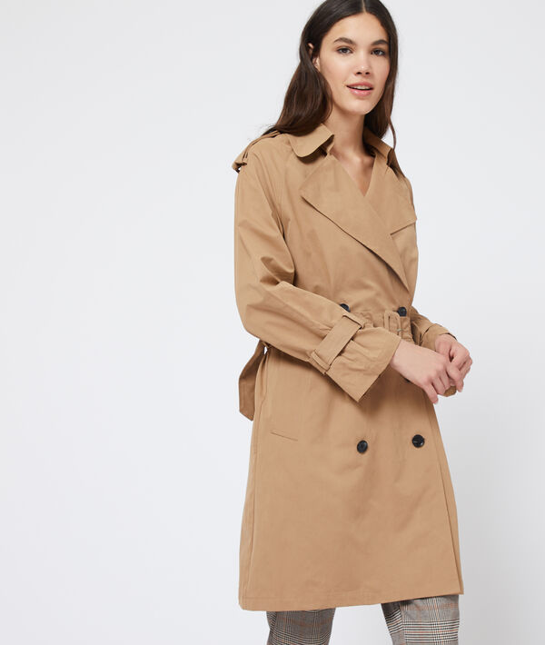 Trench ceinturé beige rose.