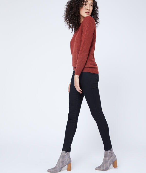 Pull col bateau en cachemire rouille.