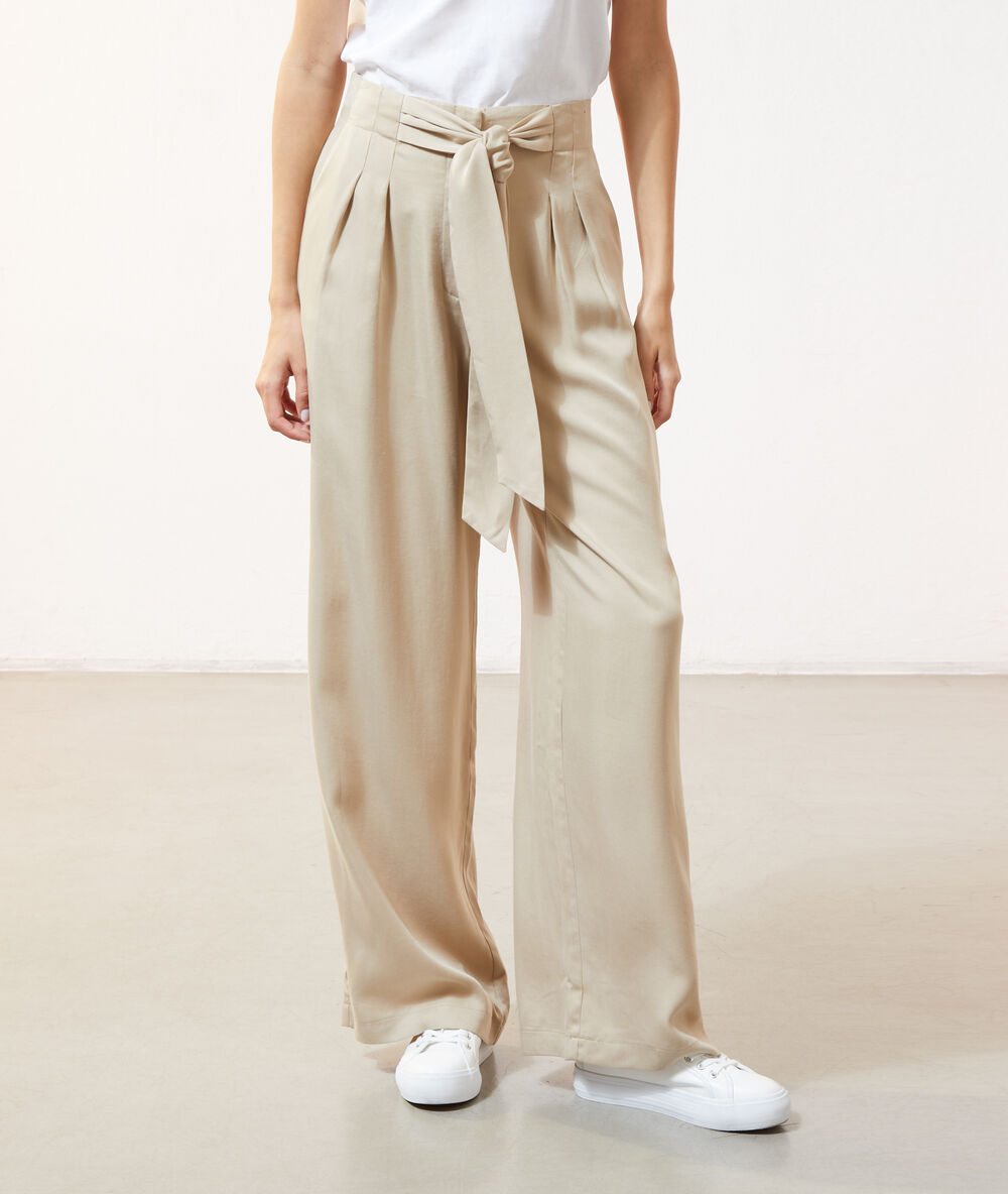 Pantalon large à nouer camel clair.