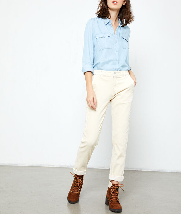 Pantalon en velours côtelé ecru.