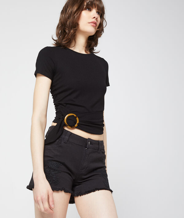 T-shirt à boucle noir.