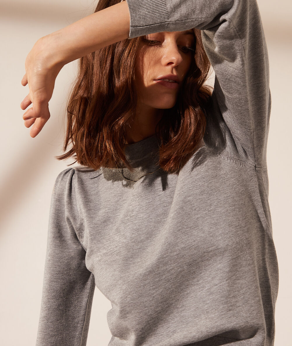 Pull en maille, manches ballon gris chine.