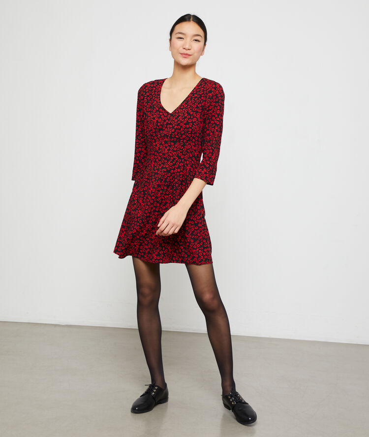 Robe à imprimé floral noir.