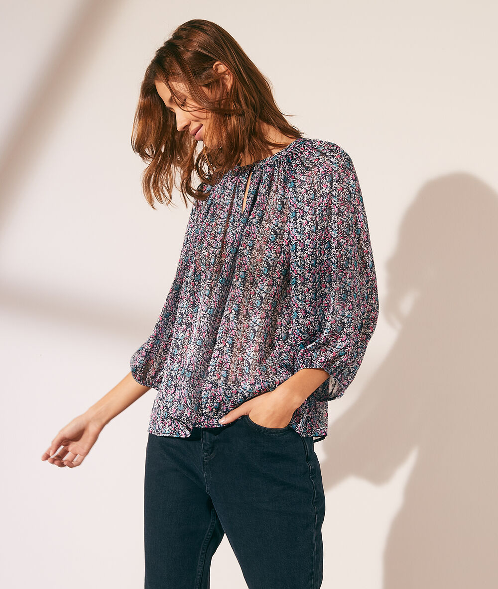 Blouse imprimé fleuri bleu.