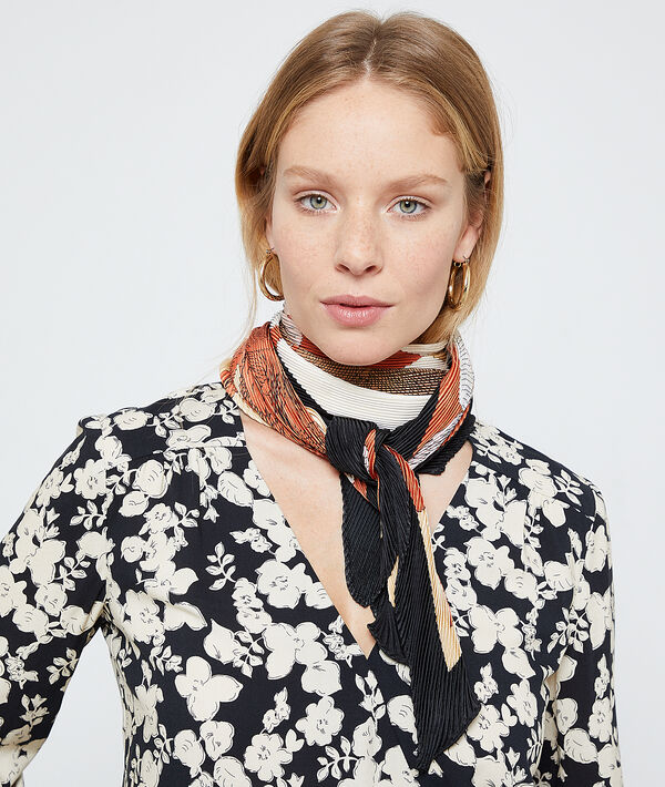 Foulard plissé Foulard plissé