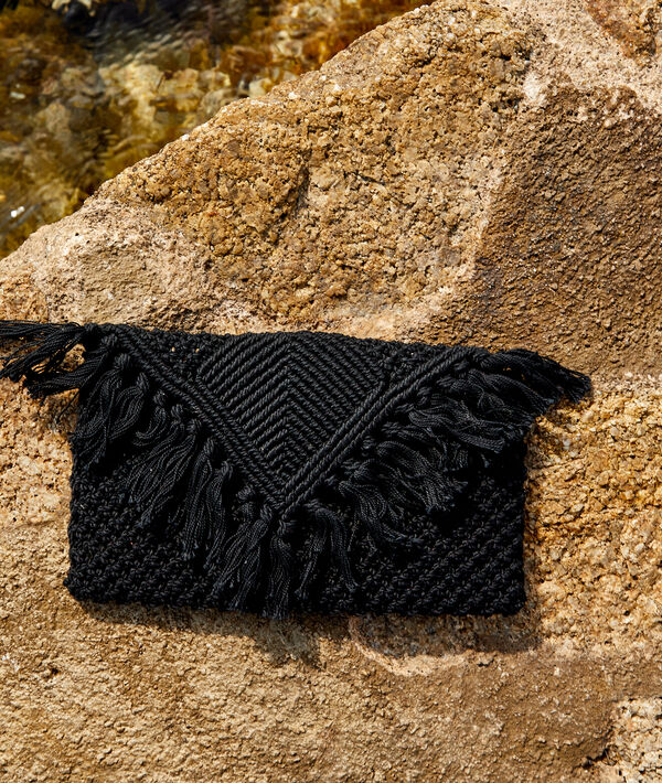 Pochette tressée avec franges Pochette tressée avec franges