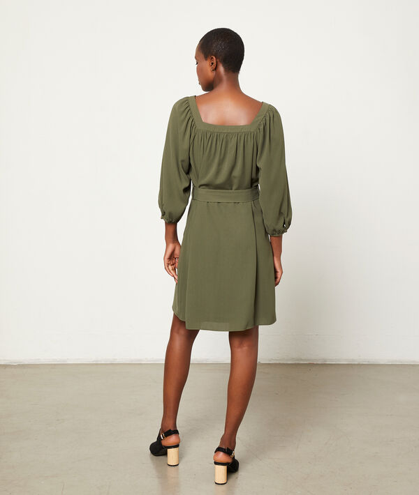 Robe boutonnée et ceinturée Robe boutonnée et ceinturée
