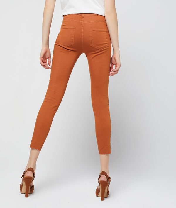 Jean skinny à broderies et perles Jean skinny à broderies et perles