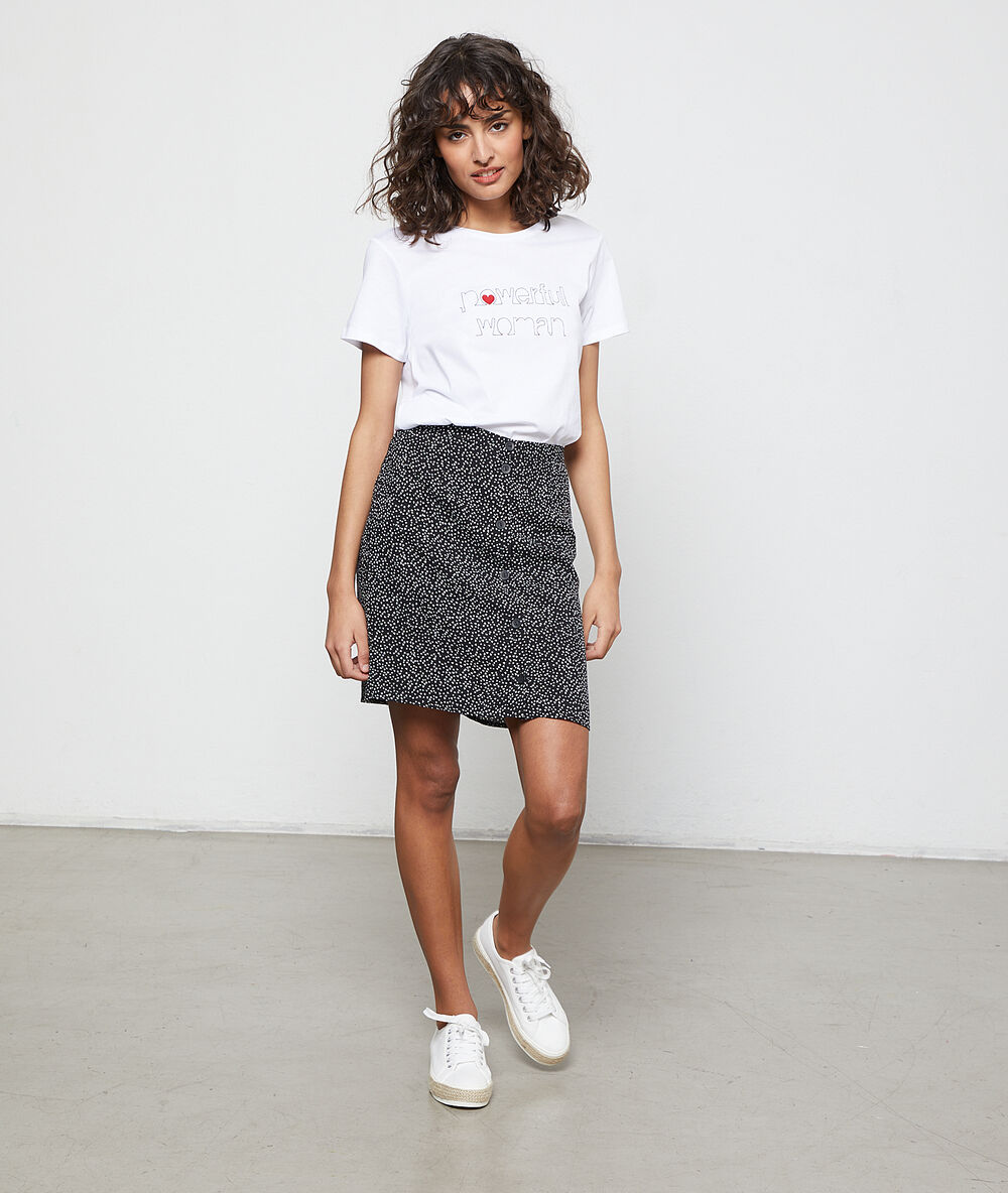 T-shirt "powerful woman" blanc.