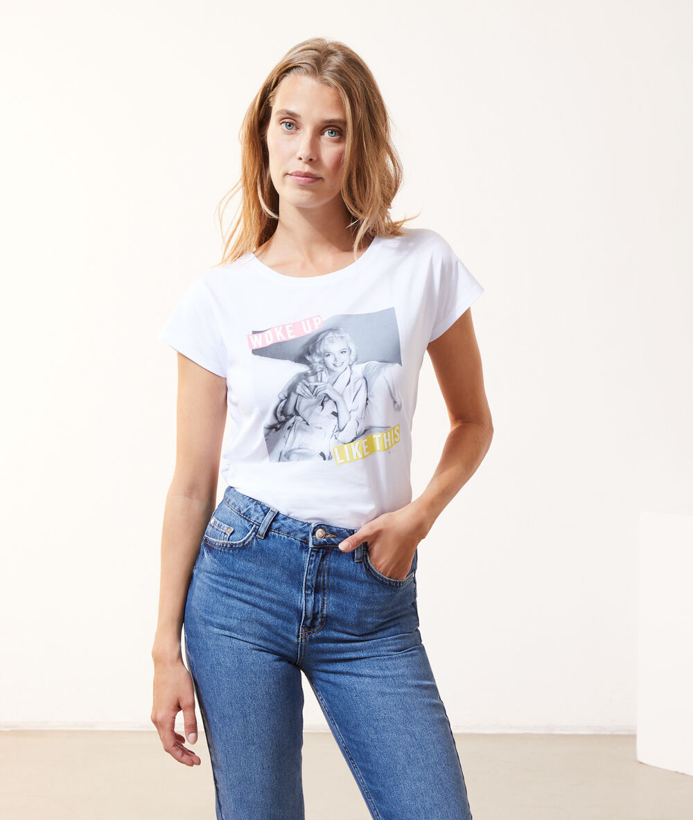 T-shirt imprimé "woke up like this" blanc.