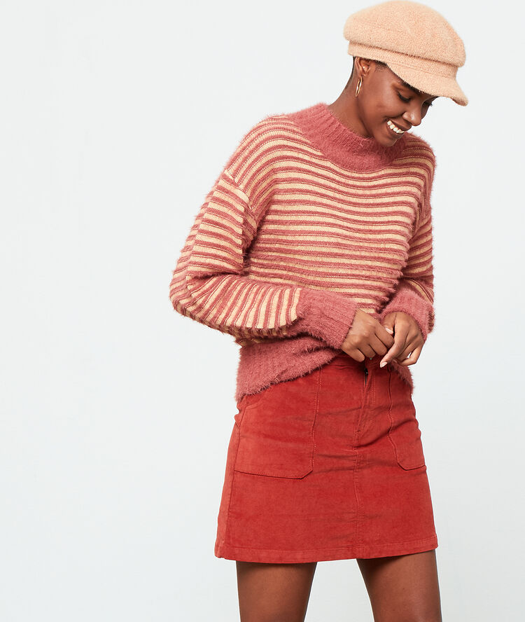 Pull rayé en maille fluffy rouille.