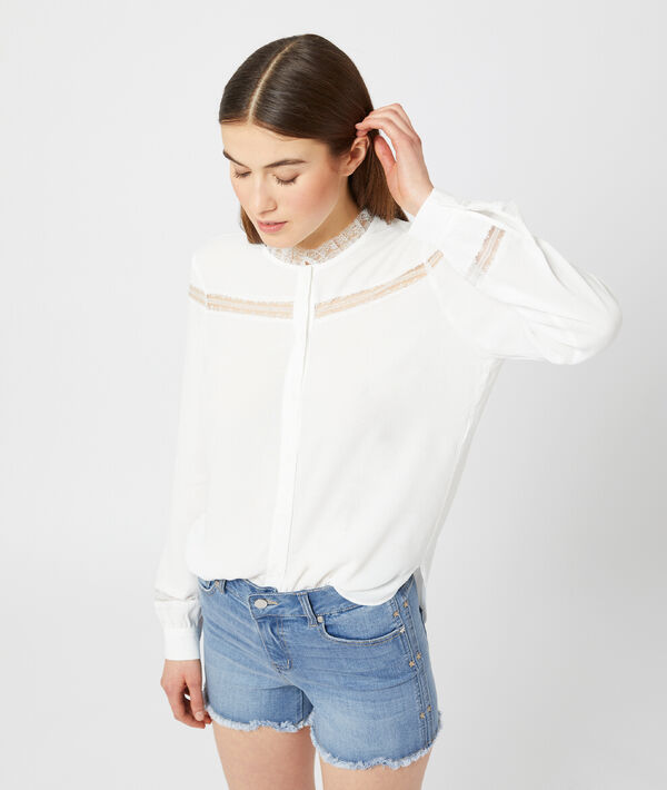 Blouse col montant à guipure Blouse col montant à guipure
