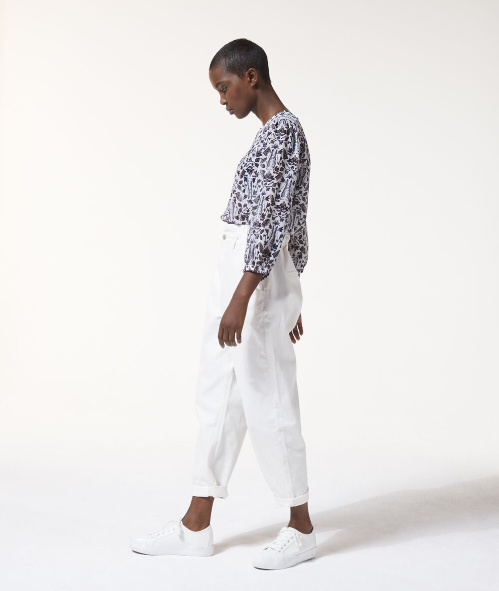 Blouse col rond imprimé fleurie ecru.