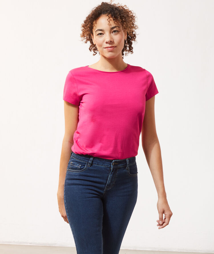 T-shirt col rond fuschia.