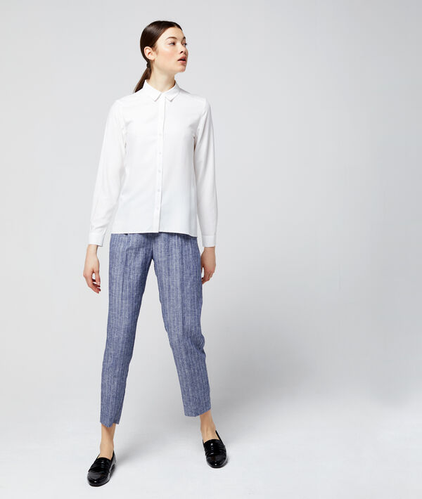 Chemise unie ecru.