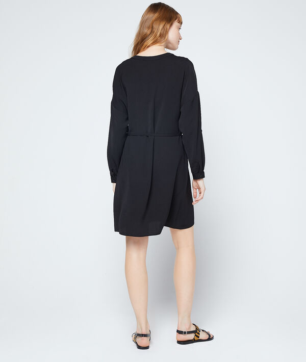 Robe fluide à nouer Robe fluide à nouer