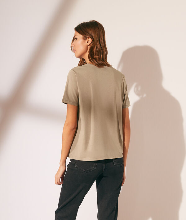 T-shirt basique col rond T-shirt basique col rond