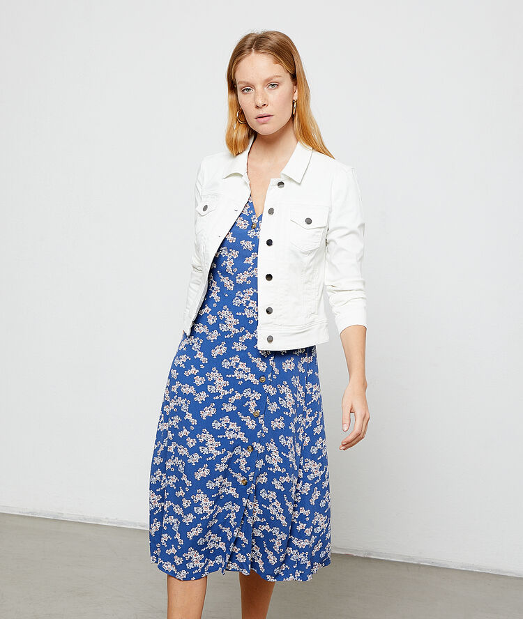 Veste en jean ecru.